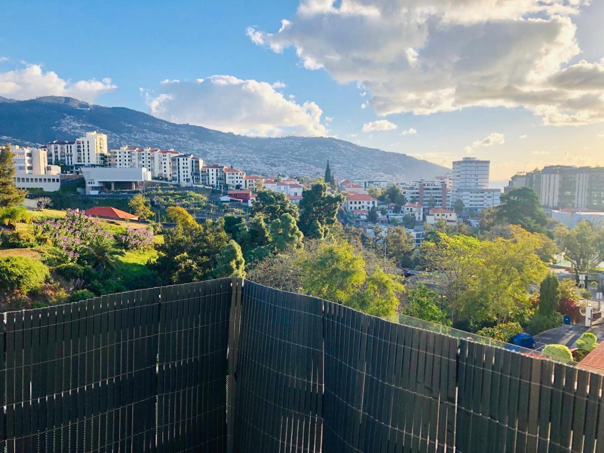 فونشال Blue River - Rua Dr Pita - Rooms Near Jardim Magnolia المظهر الخارجي الصورة