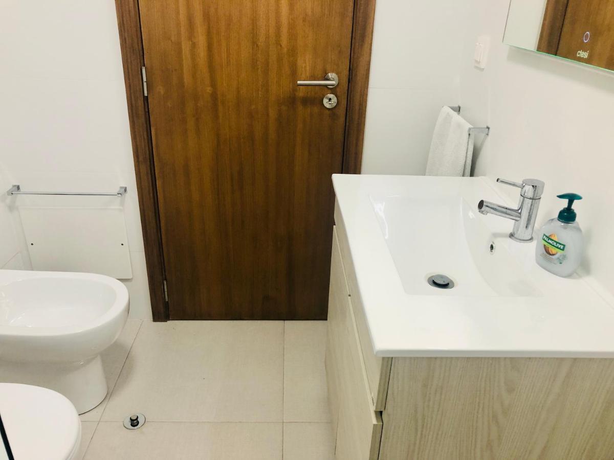 فونشال Blue River - Rua Dr Pita - Rooms Near Jardim Magnolia المظهر الخارجي الصورة